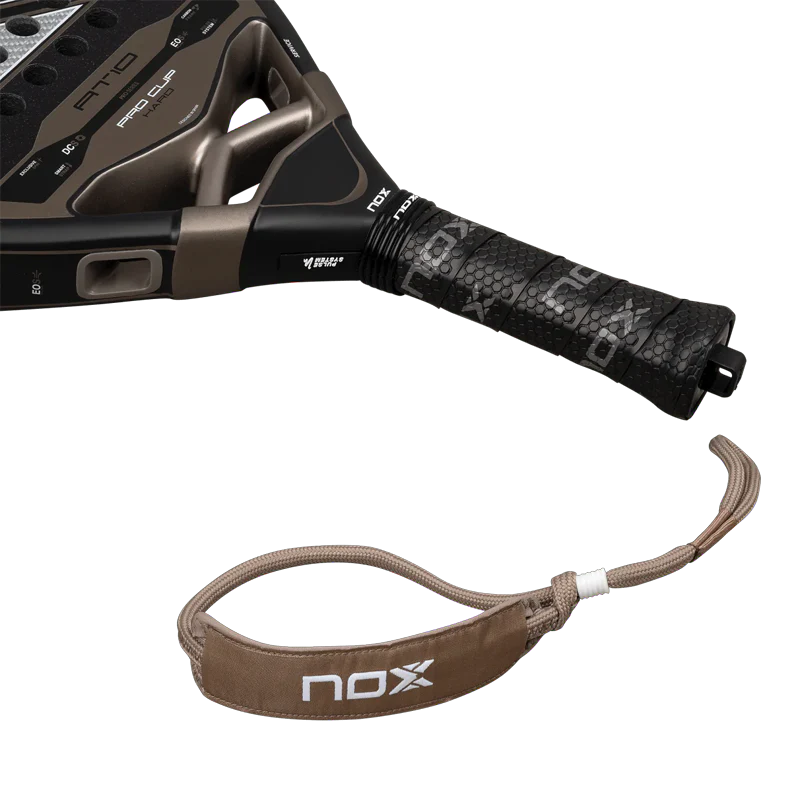 Pala Nox AT10 Pro Cup Hard by Agustin Tapia 2026 - Image 6