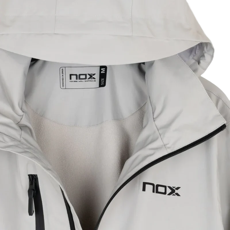 Softshell Nox Team Pale Grey Mujer 2026 - Image 4